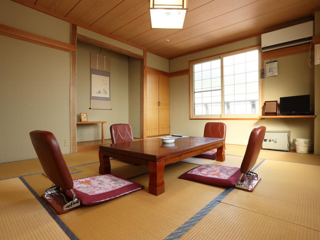 Resort Inn Chiharu Nozawaonsen Esterno foto